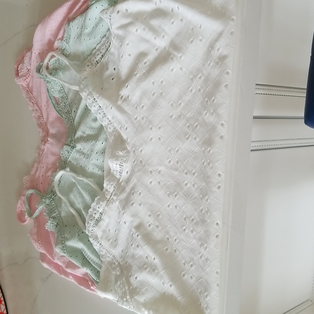 3 camisoles
